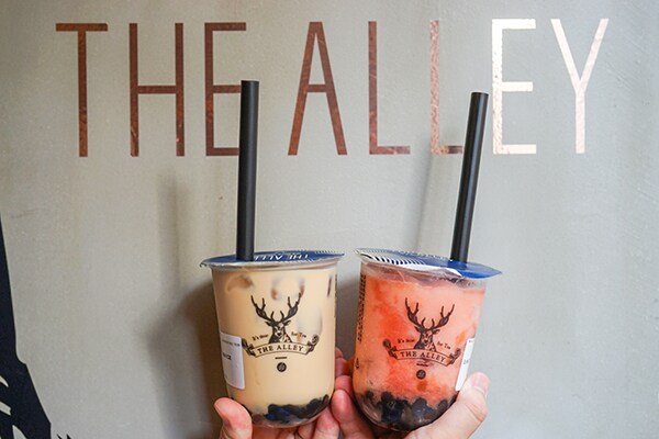 人気のタピオカ専門店「THE ALLEY」にオジサンが行ってみた!