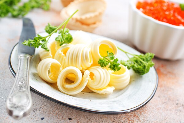 マーガリンとバター…美容と健康のためにはどっちを選ぶべき?