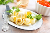 マーガリンとバター…美容と健康のためにはどっちを選ぶべき？