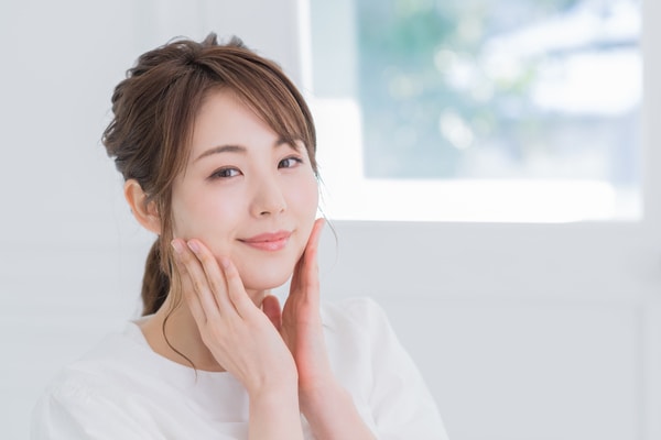 気になるエラの張り…原因は何?おすすめの改善法をご紹介