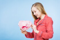 かぶって寝るだけで美髪!? ナイトキャップの実力がすごい！