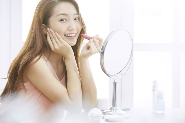 秋はマットリップを楽しみたい！乾燥を防ぎながらリップメイクするコツ