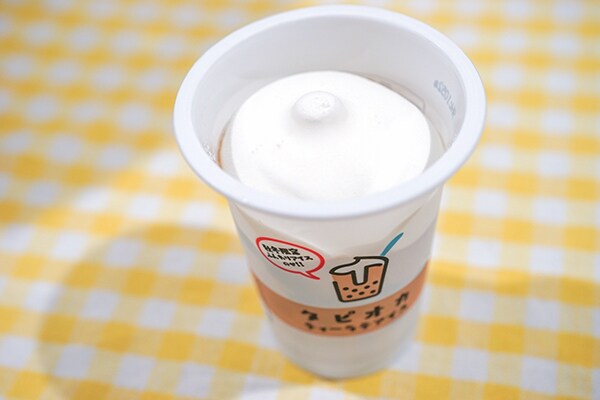 ファミマで数量限定!赤城乳業の「タピオカティーラテアイス」とは?