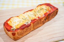 「ウマイ」と人気！セブンの総菜パンが復活している！