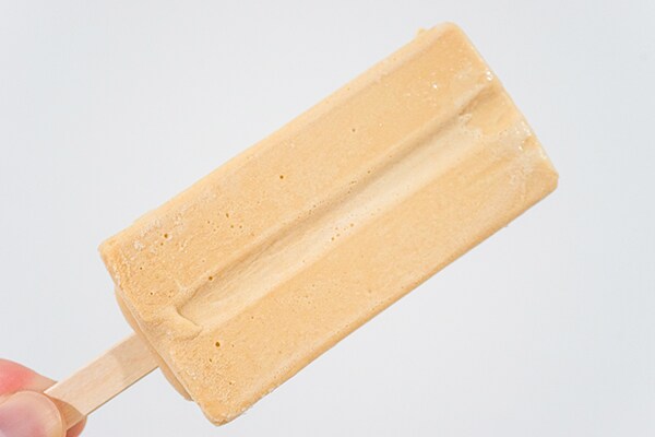 「甘栗むいちゃいました」のアイスバーがファミマに売ってるんだけどやばくない？