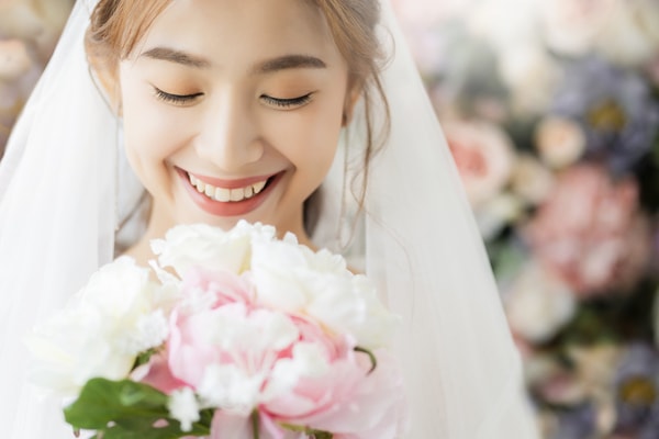 結婚式前の花嫁必見！プリンセスのように美しい背中を手に入れる方法