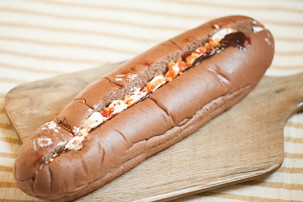 相性良すぎない？マカダミア×ホイップの絶品菓子パンが登場！