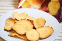 手が止まらねぇ！！「安納芋ちっぷす」がシンプルだけど超ウマイ！