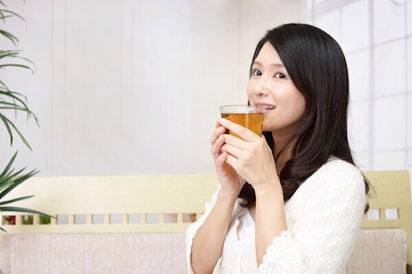 発酵飲料「kombcha(コンブチャ)」で菌活?! その美容と健康効果とは