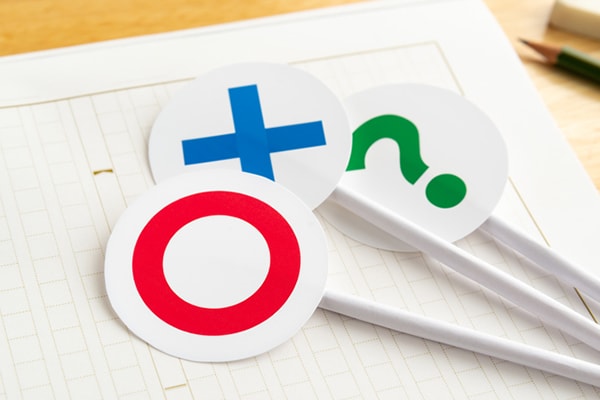 大人が誤用しがち!? 「憮然」の本来の意味わかる?