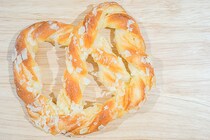 超ハード系！ローソンの「プレッツェルデニッシュ」がウマすぎる！