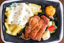 ローソンのDeliセットに新作登場！今回の中身は？