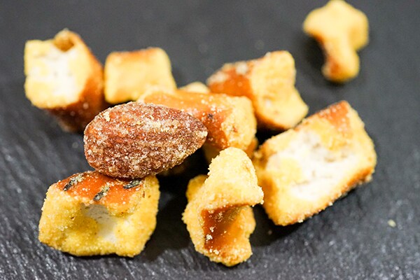 やみつき間違いなし!? カルディ・ザクザク食感のお菓子とは？