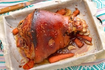 エイジングケア！ ドイツの家庭料理「アイスバイン」レシピ