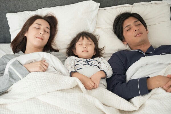 寝不足で肥満に!? ぐっすり眠って「痩せ活」しませんか?