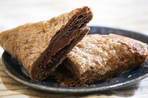 ファミマで「三角チョコパイ」を食べられるだと…!?