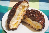 「ウマイ」と話題！ファミマの「ザクチョコ」にハマっちゃいました