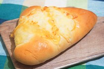 この組み合わせ、意外と合う！「チーズとはちみつのパン」を食べてみた