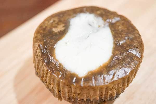 ローソンの「ほうじ茶とミルクの蒸しぱん」はもちもち系でした