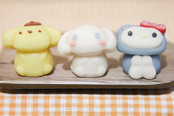 え、かわいすぎる…けど容赦なく食べたらウマかった３つのローソンスイーツ
