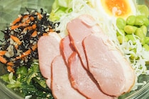 ボリューミーなのに207kcal！ローソンのサラダでアイアンチャージ！！！