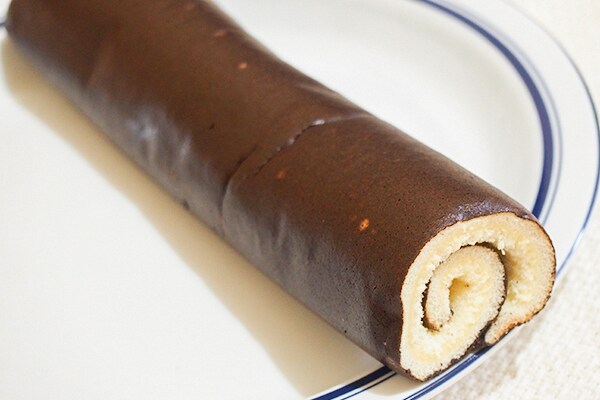 これなら食べやすいかも！ローソンの新商品は恵方巻風のロールケーキ!?