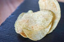 開けた途端にウマイ！カルディのポテトチップス