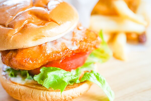 【モスバーガー】人気商品が復活＆新作登場！