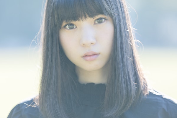 白髪になりたくない女性必見?! 黒髪キープにおすすめの栄養成分とは?