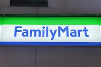 218円で3つの味が楽しめるファミマスイーツって？