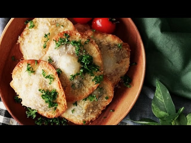 【動画】餃子の皮で簡単！おやつ・おつまみにピッタリなカレーパン