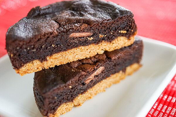 ローソン新商品!「焼チョコタルト」は○○入りで超ウマイ!