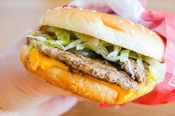 マクドの「ビッグマックジュニア」が○○と好評!