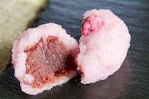 セブンの新作スイーツがめっちゃピンク＆超おいしい!!