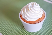 ふわふわ＆ふっわふわの夢心地スイーツがファミマに登場！