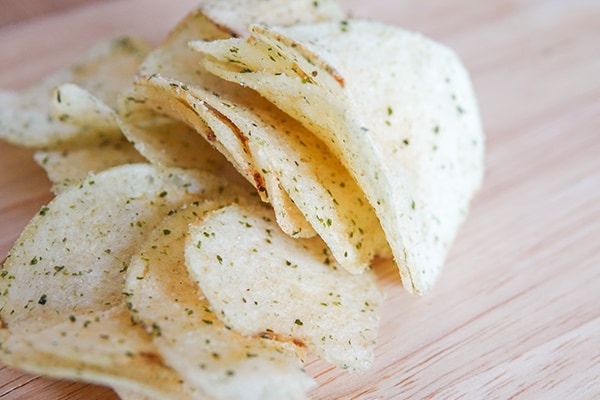 【期間限定】ポテトチップスのりしおにチーズが出合った!!