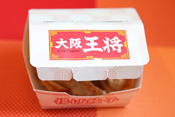 【数量限定】大阪王将の餃子をファミマで味わえる…だと…？