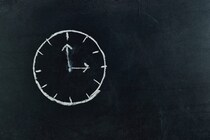知育時計を選ぶポイントは？おすすめ商品から手作り方法まで