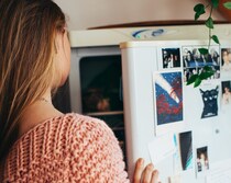 冷蔵庫は100均整理グッズで見違える。お悩み解消アイデアを紹介