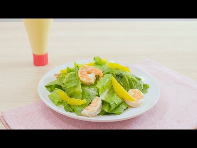 【動画】マヨネーズを使ったロメインレタスとエビのソテーの作り方