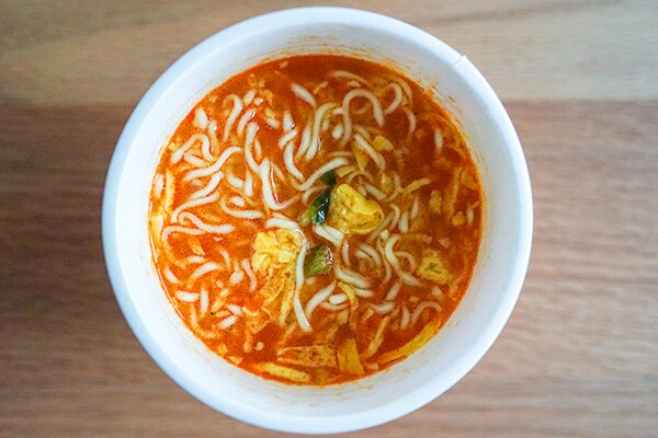 【とろみスープ】トマト酸辣湯麺が4分でウマすぎる！！