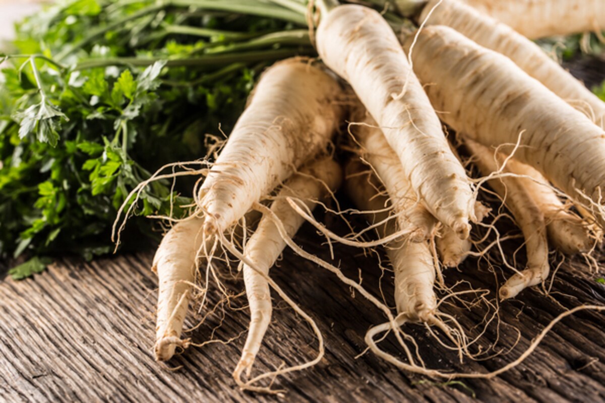 白いにんじん型の野菜！「パースニップ」の美容効果とは？