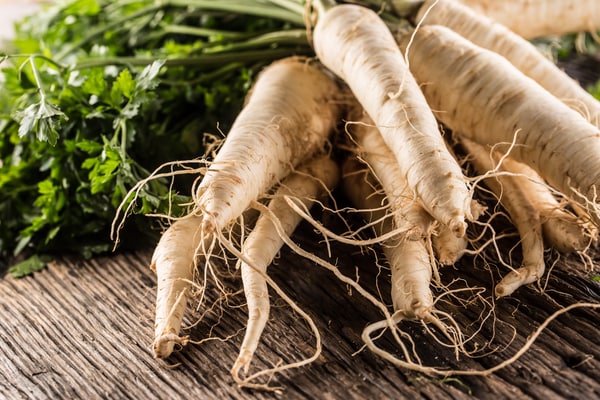 白いにんじん型の野菜!「パースニップ」の美容効果とは?