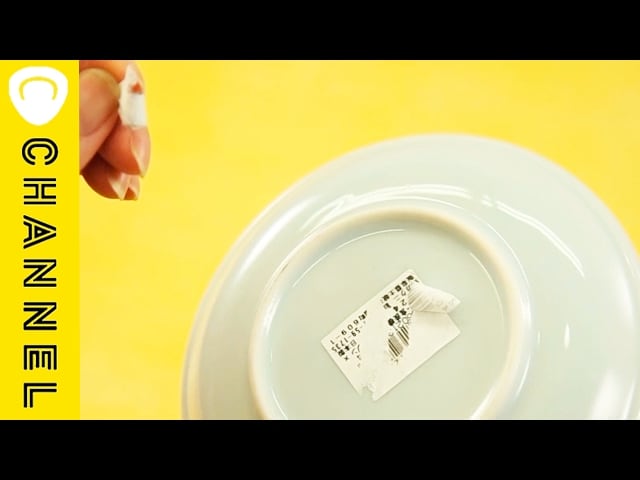 【動画】食器に貼ってあるシールをきれいにはがす裏技