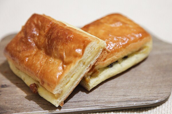 果肉が甘~い!バナナ好きならファミマの新作デニッシュを見逃すな!