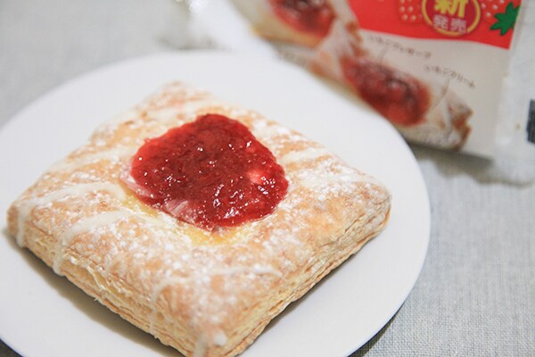 【ファミマ】みんなが「おいしい」と言っているいちごスイーツ