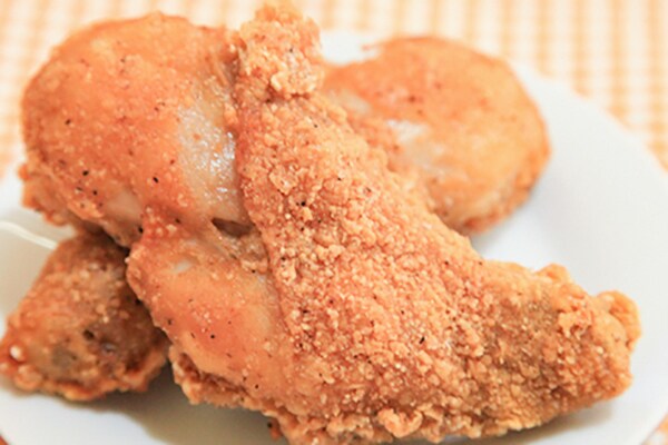 「ファミチキ」を凌ぐ人気!? あの絶品チキンが数量限定で復活したゾ！