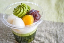 セブン新作スイーツ「宇治抹茶と白玉の和パフェ」は○○入り！