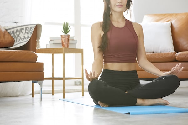 運動不足解消には無料動画がおすすめ! 自宅で気軽にできる運動とは?