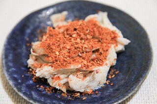 かけるだけ！サラダチキンが激辛おつまみに変身！